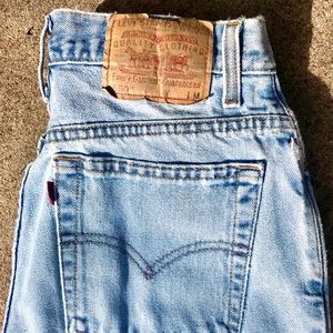 Levis 550
